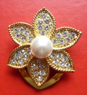 Broche Femme - Brooches