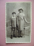 CARTE PHOTO  ATH - 2 ENFANTS - PHOTO DE SELECT PHOTO RUE AUX GADES A ATH - Ath