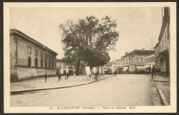 BLANQUEFORT Place De L´Eglise (MD) Gironde (33) - Blanquefort