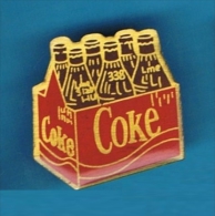 PIN´S //   . CAISSE DE BOUTEILLES COCA COLA - Coca-Cola