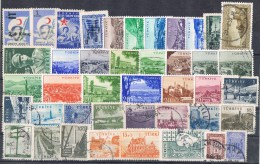 R 613. Coleccion De 146 Sellos De TURQUIA 1926 - 1970 º/* - Lots & Serien