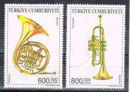 R 615. Serie Instrumentos Musica TURQUIA 2003, º - Used Stamps