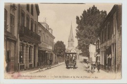 51 Dép.- Mourmelon-Le-Grand.- Le Café Des Officiers Et La Rue De Châlons.- LL.  Carte Postale - Mourmelon Le Grand