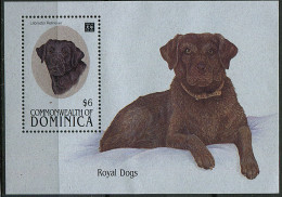 (cl 23 - P34) Dominique ** Bloc N° 2671-(ref. Michel Au Dos) Année Lunaire Du Chien. Le Labrador - - Dominica (1978-...)