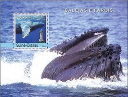 Guinée Bissau Baleine Baleines Phare Phares Bloc 2004 ** Guinea Bissau Whale Whales Lighthouses S/s 2004 ** - Wale