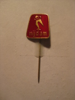 Pin Nijdam (GA01472) - Skating (Figure)