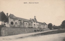 BAIS -53- ECOLE DES GARCONS - Bais