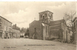 Cpa Pouzauges La Place - Pouzauges