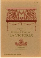 RARE PLACARD  -  ATELIER R PICHON  IMPRIME SUR PRESSE A PLATINE LA VICTORIA  -   CLICHE LELEU  -  EDITEE EN 1911 - Autres & Non Classés