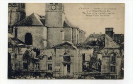 CP , 55 , VERDUN , Façade De La Cathédrale - Verdun