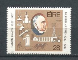 IRLANDE 1987 N° 623 ** Neuf = MNH Superbe  Cote 1,25 € Canon Hayes Mouvement Muintir Na Tire Portrait Chanoine - Unused Stamps