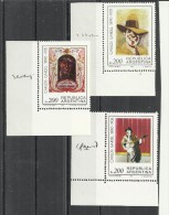 ARGENTINA 1985 - SERIE 50 AÑOS MUERTE CANTANTE  CARLOS GARDEL - 3 SELLOS DE 200 $ BLOQUE INZIERDO INFERIOR CON MARGEN FI - Unused Stamps