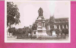 BELFORT   -    ** MONUMENT DES 3 SIEGES **  -  Editeur : LA CIGOGNE De Stasbourg.  N° 17095 - Belfort – Siège De Belfort