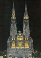 5761- VIENNA- THE  VOTIV CHURCH BY NIGHT, POSTCARD - Iglesias