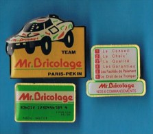 LOT 3 PIN´S //  . MR BRICOLAGE DIFFÉRENTS - Sets