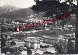 05 -  BRIANCON -  LES CASERNES ET LA VILLE - Briancon