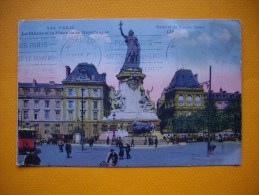 Cpa    PARIS    - 75    - La Statue Et La Place De La République - Standbeelden