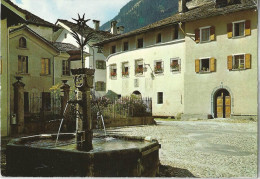 Vicosoprano - Dorfplatz Mit Brunnen, Pfarrhaus Und Gemeindehaus            1968 - Vicosoprano