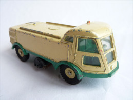 BALAYEUSE LMV DINKY TOYS - 596 - MECCANO - Pas Voiture Automobile - Dinky