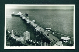 WALES  -  Llandudno  The Pier  Unused Postcard As Scan - Caernarvonshire