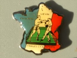 PIN´S BOXE - BOXING - LIEVIN CARTE DE FRANCE - Boxe