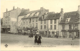 15/ CPA A 1900 - Mauriac - Place De L'Hotel De Ville - Mauriac