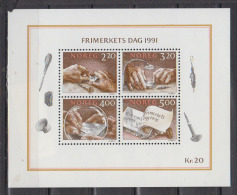 NORVEG      1991      BF    N°   15             COTE    9 € 00 - Blocks & Sheetlets