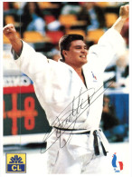 (ORL 559) France World And Olympic Judo Champion - David Douillet - Card Signed (autographed At Front And Back) - Oosterse Gevechtssporten