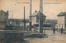 ( CPA 38 )  LES AVENIÈRES   /  Quartier De La Gare De L'Est  - - Les Avenières