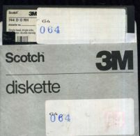 COMMODORE 64 FLOPPY CONTENUTO PREVALENTE GAMES ADATTO PER UTENTI ESPERTI - Disquettes 5.25