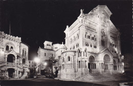 CP  MONACO - CATHEDRALE ET PALAIS DE JUSTICE LA NUIT - Kathedraal Van Onze-Lieve-Vrouw Onbevlekt Ontvangen