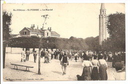 17 - ILE D OLERON - SAINT-PIERRE - Le Marché - Belle Animation Sur La Place De La Lanterne Des Morts - Saint-Pierre-d'Oleron