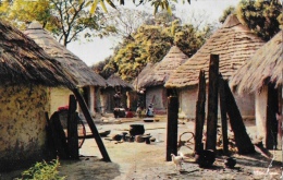 L'Afrique En Couleurs - Congo - Village Africain - Andere & Zonder Classificatie