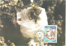 (L265) TAAF 2002 Néphéline (minéraux) Sur Carte Prmeir Jour N° Yvert 327 - FDC