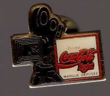 Pin's  Buvez Coca Cola Light / Cinéma - Caméra (époxy) - Coca-Cola