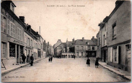28 ILLIERS - La Place Lemoine - Illiers-Combray