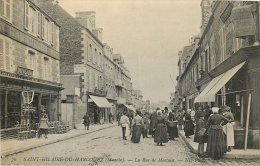 SAINT HILAIRE DU HARCOUET LA RUE DE MORTAIN - Saint Hilaire Du Harcouet