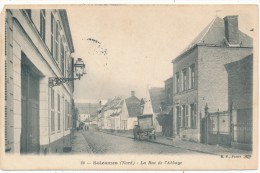 SOLESMES -  La Rue De L´Abbaye - Solesmes