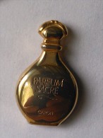 Pins Parfums  Doré Caron - Parfum