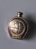 Pins Parfums  Globe - Perfume