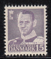 Denmark MH Scott #319 15o Frederik IX, Light Violet Type III - Unused Stamps