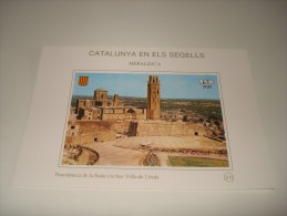 ESPAÑA - CATALUNYA EN ELS SEGELLS - HOJA Nº 101 - HERALDICA (PANORAMICA DE LA SUDA I LA SEU VELLA DE LLEIDA) ** MNH - Feuillets Souvenir