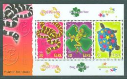 Ireland - 2001 Greetings Block MNH__(TH-8663) - Blocks & Kleinbögen