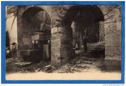 CUERS- -fontaine Du Poisson-animée  Beau Plan-- édi Teisseire- A Voyagé Sous Enveloppe-années 1910 - Cuers