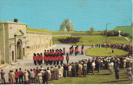 PC Québec - La Citadelle - Changing Of The Guards (9832) - Québec - La Citadelle