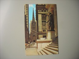 ETATS UNIS NY NEW YORK CITY  TRINITY CHURCH LOOKING DOWN WALL STREET   STAMP TIMBRE - Churches