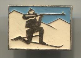 Biathlon -  Russia, Vintage Pin, Badge - Biathlon