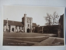 H50 Winchester - The Hospital Of St Cross - Winchester