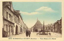 Morbihan - Ref RB A237- Guemene Sur Scorff - Place Bisson Et La Mairie  -carte Bon Etat  - - Guemene Sur Scorff