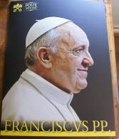 VATICANO 2013 - OFFICIAL VATICAN POSTAL SERVICE FOLDER  POPE FRANCESCO COMPL, SET - Colecciones